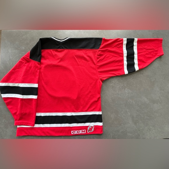 Rare Vintage New Jersey Devils Red CCM Air
Knit Jersey Men’s Size L NHL - Picture 9 of 13